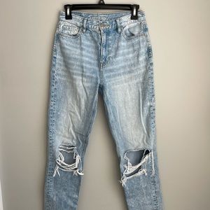 American Eagle Mom Jeans